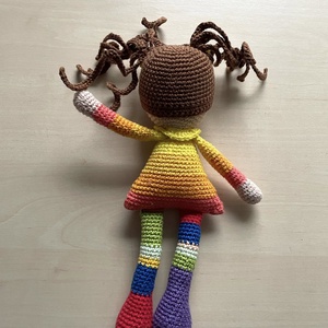Amigurumi...fetita curcubeu, jucarie crosetata - jucării și echipamente pentru copii - plușuri - păpușă croșetată, păpușă de pluș - Artynos.ro