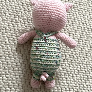 Amigurumi...purcel roz, jucarie crosetata - jucării și echipamente pentru copii - plușuri - figurine de pluș - Artynos.ro