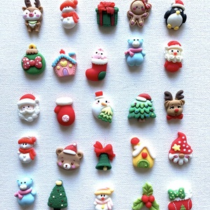 Brose figurine din rasina cu specific de Craciun - bijuterii - broșe - Artynos.ro