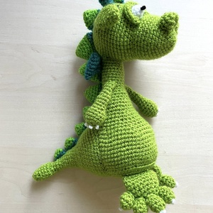 Amigurumi...dinozaur verde, jucarie crosetata - jucării și echipamente pentru copii - plușuri - dinozauri din pluș - Artynos.ro