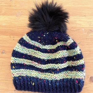 Caciula tricotata, cu ciucure, Imbracaminte si moda, Esarfe, palarii, fularuri, Caciula, , ARTYNOS