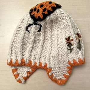 Caciula tricotata manual, cu buburuza, Imbracaminte si moda, Esarfe, palarii, fularuri, Caciula, Crosetat, ARTYNOS