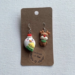 Cercei din rasina, cu ren si glob de Craciun, Bijuterii, Cercei, Cercei din rasina, , ARTYNOS