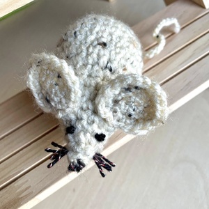 Soricel crosetat, amigurumi - Artynos.ro