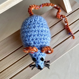 Soricel crosetat, amigurumi - Artynos.ro