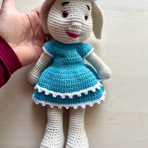 Amigurumi...iepurica cu basca, jucarie crosetata - jucării și echipamente pentru copii - plușuri - păpușă croșetată, păpușă de pluș - Artynos.ro
