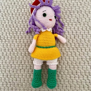 Amigurumi..spiridus cu par mov! Jucarie crosetata - jucării și echipamente pentru copii - plușuri - păpușă croșetată, păpușă de pluș - Artynos.ro
