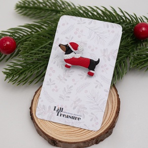 Brosa cu teckel de Craciun - Christmas Dachshund - bijuterii - broșe - Artynos.ro