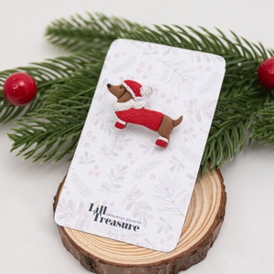 Brosa cu teckel de Craciun - Christmas Dachshund - bijuterii - broșe - Artynos.ro