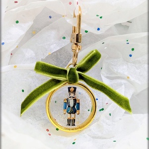 Ac de siguranță cu Spargatorul de nuci ediție de Crăciun LILLU BIJOUX - crăciun - îmbrăcăminte de crăciun - Artynos.ro