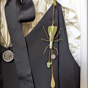 Broșa Mantis cu elemente detașabile  - accessorii și unelte - broșă, cerc, încuietoare - Artynos.ro