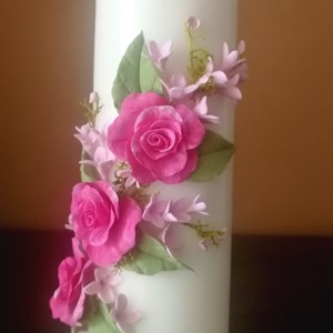 Dansul florilor din lut airdry...pe o lumanare - casă & stil de viață - accesorii pentru decorat casa - decorațiuni de masă și decorațiuni pentru rafturi  - decorațiuni de masă - Artynos.ro