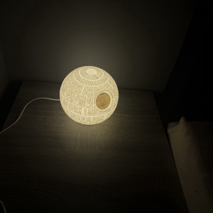  Lampa Death Star � Lampă de birou LED Războiul Stelelor cu alimentare USB -  - Artynos.ro