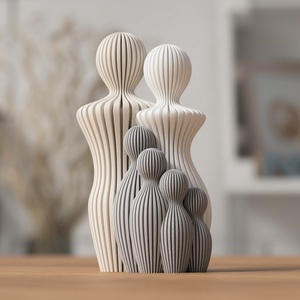 Statuie 3D a unei familii cu un copil - 3D család szobor egy gyerekkel - casă & stil de viață - accesorii pentru decorat casa - decorațiuni de masă și decorațiuni pentru rafturi  - decorațiuni de masă - Artynos.ro