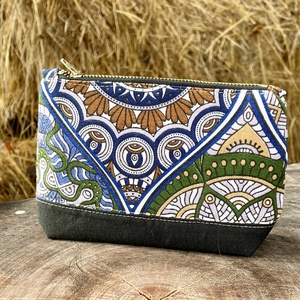 Geanta de toaleta cu model - Artynos.ro