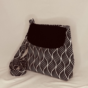 Geantă crossbody cu model pentru femei - genți și portofele - genți de mână și umăr - genți de umăr - Artynos.ro