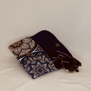 Husă de ochelari din pânză cu model  - genți și portofele - portofele, huse, suporturi - suport de ochelari - Artynos.ro