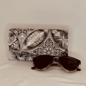 Husa de ochelari din panza cu model , Genti si portofele, Portofele, huse, suporturi, Suport de ochelari, Cusatura, ARTYNOS