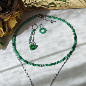 Set verde  cu 3 piese - colier cristale, lant si cercei - Heart of Green, Bijuterii, Seturi de bijuterii, Altele, ARTYNOS