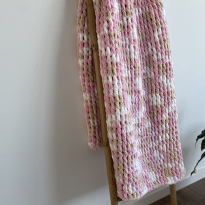 Cozy blanket , Casă & Stil de viață, Textile de casă, Pături, Împletitură, ARTYNOS