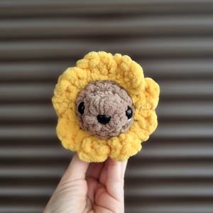 Jucarie foca floarea-soarelui crosetata manual din fir moale handmade, , Crosetat, ARTYNOS