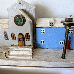 Casute cu biserica -  - Artynos.ro