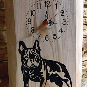 Ceas de perete Bulldog francez pe larice -  - Artynos.ro