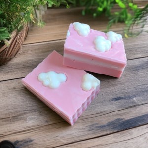 Sapun din lapte de capra Raspberry panacotta/small/, Baie si Frumusete, Sapunuri si articole de igiena, Sapun artizanal, , ARTYNOS
