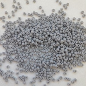Toho Round Mantis Pearl - Dimensiune 11/0 - 10 grame per pachet - Gri opac, , , ARTYNOS