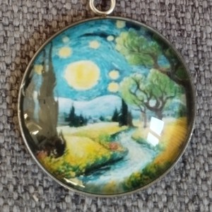Colier din oțel medical cu lentile din sticlă și motiv Van Gogh -  - Artynos.ro