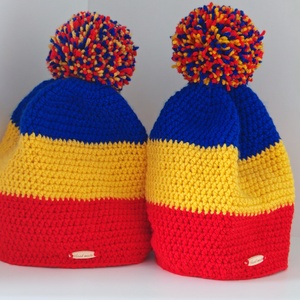 Caciula crosetata tricolor  Romania (cu polar pe interior) Adulti , Imbracaminte si moda, Esarfe, palarii, fularuri, Caciula, Crosetat, ARTYNOS