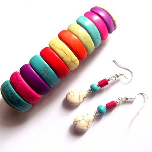 set cu howlite colorate 44156 - Artynos.ro