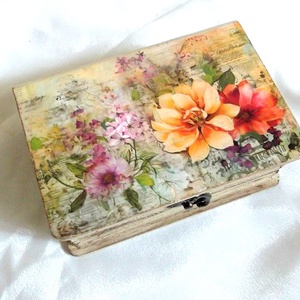 Cutie din lemn tip carte cu flori 46880, Casă & Stil de viață, Materiale de depozitare și sortare, Cutie depozitare, Decoupage, transfer și tehnici șervețel, ARTYNOS