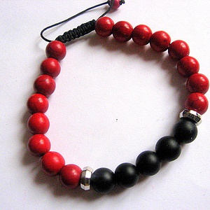 bratara unisex onix si howlite rosu 30175 - Artynos.ro