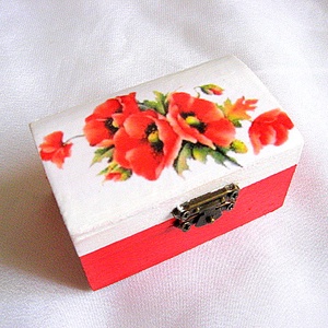 Cutie din lemn -maci-28659, Casă & Stil de viață, Materiale de depozitare și sortare, Cutie depozitare, Decoupage, transfer și tehnici șervețel, ARTYNOS