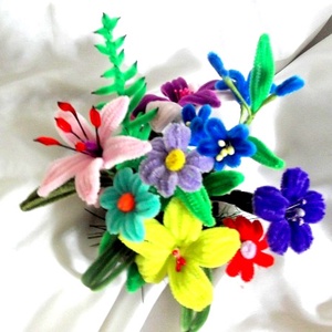 aranjament floral cu flori colorate 48490 - casă & stil de viață - accesorii pentru decorat casa - suport de flori - buchete de flori - Artynos.ro