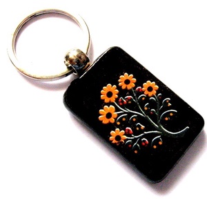 breloc cu flori galbene 51208 - Artynos.ro