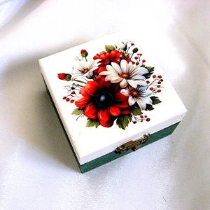 Cutie din lemn decorata 51408 - Artynos.ro