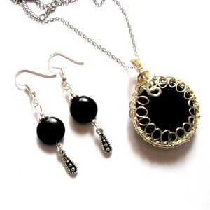 set bijuterii cu onix 52658 - Artynos.ro