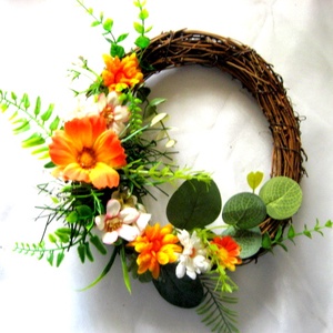 coronita decorata cu flori artificuale 52626 - casă & stil de viață - decorațiuni de casă - accesorii florale - coronițe decor - Artynos.ro