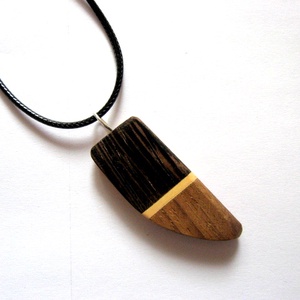 pandantiv lemn artar canadian . ,purple wood.nuc si wenge 52663 - bijuterii - coliere - pandative - Artynos.ro