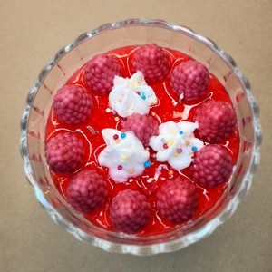 Lumânare Raspberryand Jelly CreamLumânare Raspberryand Jelly Cream - casă & stil de viață - lumânări, parfumuri, arome - felinar cu lumânare - Artynos.ro
