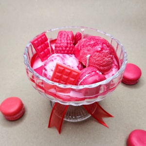 LumânareaÎnghețată cu Macarons - casă & stil de viață - lumânări, parfumuri, arome - lumânări artizanale - Artynos.ro