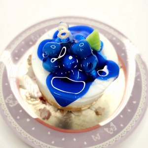 Blueberries Cake Candle - casă & stil de viață - lumânări, parfumuri, arome - ceară parfumată - Artynos.ro