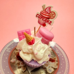 Cupcake cu Macaron  - casă & stil de viață - lumânări, parfumuri, arome - felinar cu lumânare - Artynos.ro