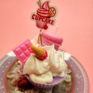 Cupcake cu Macaron  - casă & stil de viață - lumânări, parfumuri, arome - felinar cu lumânare - Artynos.ro