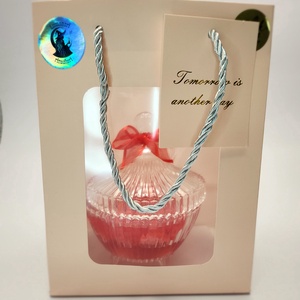 Bombonieră medie cu Căpșuni si Zmeura  - casă & stil de viață - lumânări, parfumuri, arome - suport de lumânări - Artynos.ro