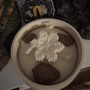 Lumânare parfumată  - crăciun - decorațiuni de crăciun de casă - lumânări parfumate de crăciun - Artynos.ro