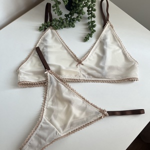 Set lenjerie intima, Imbracaminte si moda, Haine dama, Costume de baie si lenjerie de corp, Cusatura, ARTYNOS