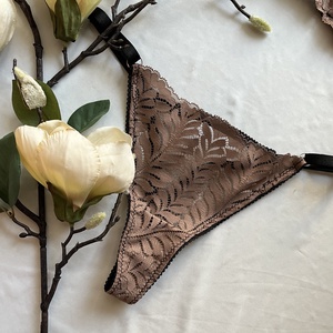 Set lenjerie intima - îmbrăcăminte și modă - haine damă - costume de baie și lenjerie de corp - Artynos.ro